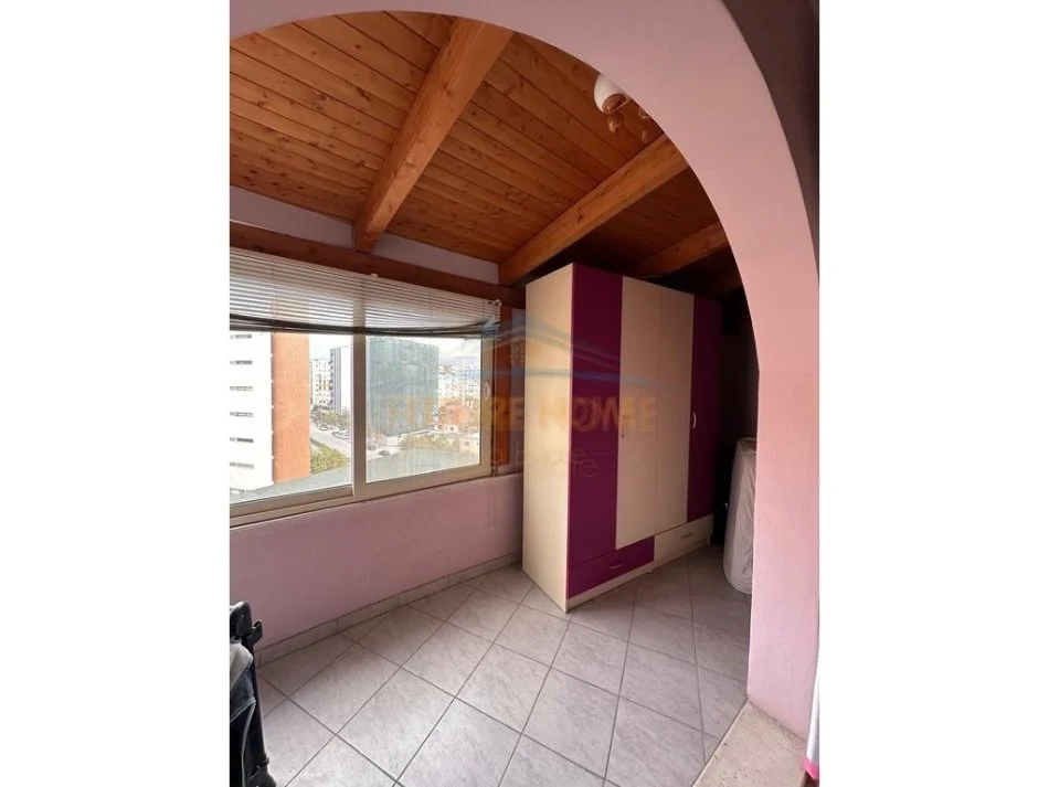 Tirane, shitet apartament 2+1+Ballkon Kati 6, 104 m² 145.000 € (Astir)