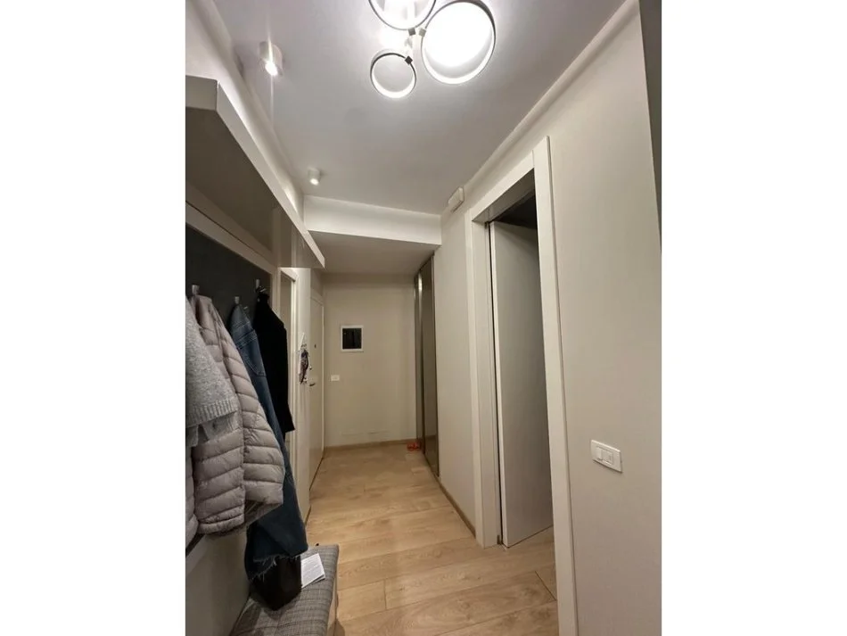 Tirane, shitet apartament 2+1+2 Kati 3, 101 m² 350.000 € (KPMPLEKSI KIKA 2)