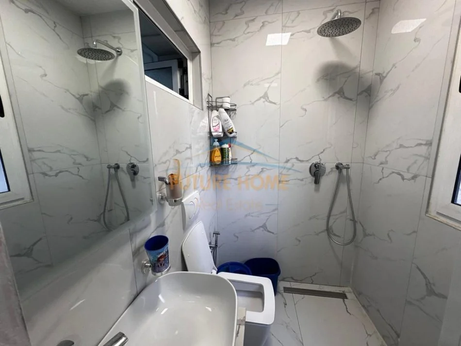 Tirane, jepet me qera apartament 2+1 Kati 2, 99 m² 700 € (RRUGA DRITAN HOXHA)