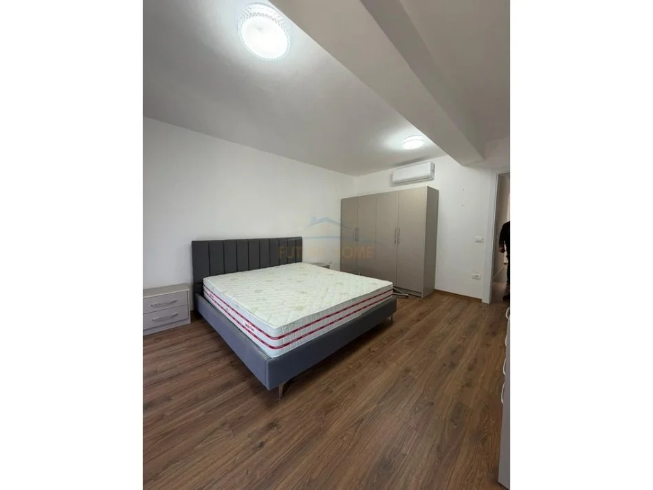 Tirane, jepet me qera apartament 1+1 Kati 2, 81 m² 700 € (Rezidencën Kodra e Diellit 2.)