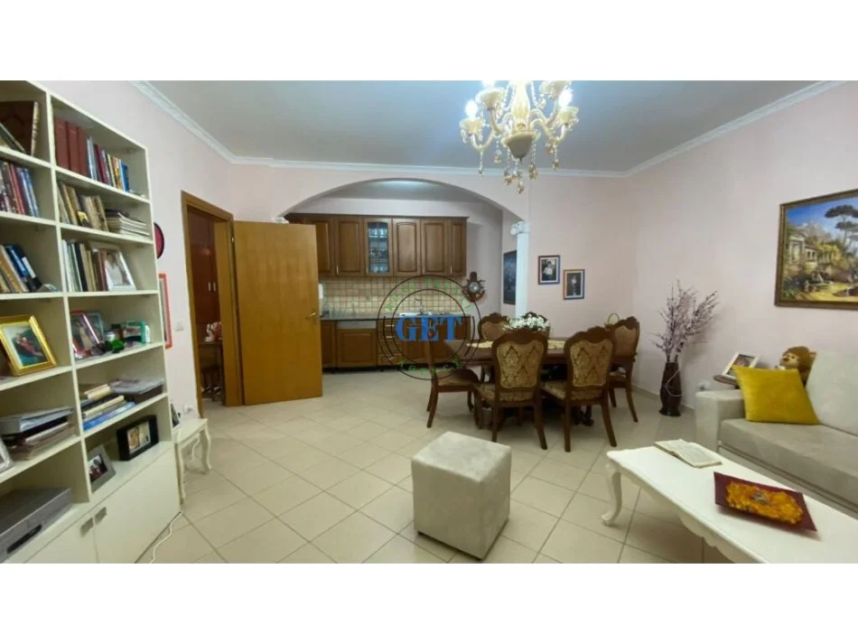 Durres, shitet apartament 2+1+Ballkon Kati 1, 120 m² 121.000 € (Kazazi Durres)