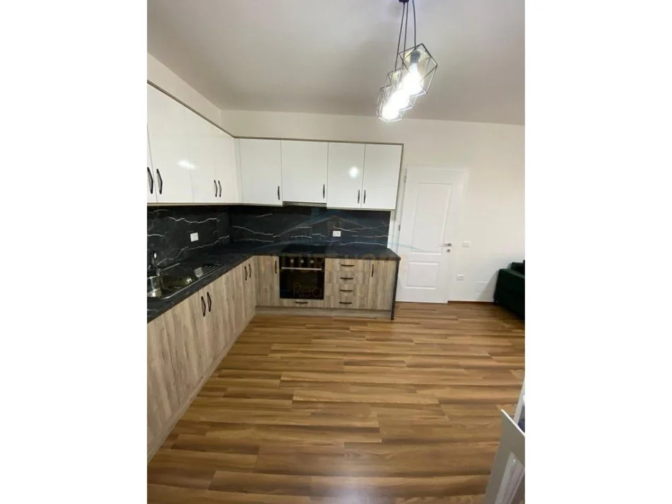 Tirane, shitet apartament 1+1 Kati 7, 72 m² 110.000 € (VILA L2, ASTIR)