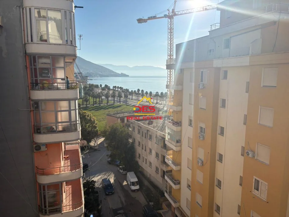 Vlore, shitet apartament 1+1+Ballkon Kati 7, 91 m² 136.000 € (Rruga Murat Tërbaçi)