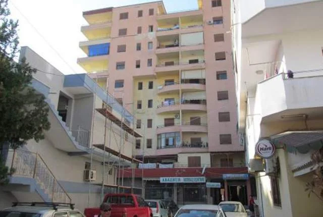 Fier, Shitet Ambjent Biznesi/Njesi me siperfaqe 114 m², Cmimi Referues 12.840.000 Leke, (Lagjja “Apollonia”)