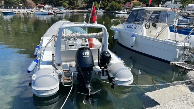 Durres, shes gomone BARKE GOMONE , 22000 €