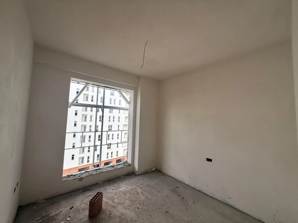 Tirane, shitet apartament 2+1 Kati 5, 89 m² 120.000 € (Astir)
