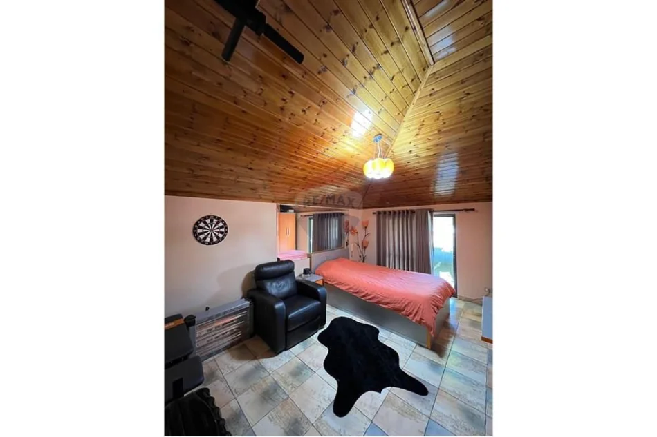 Tirane, shitet apartament 3+1 , 170.000 € (Tregu Elektrik)