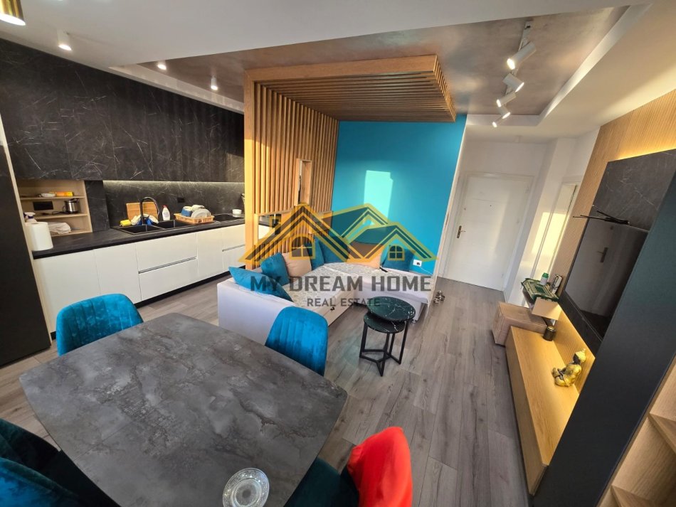 Durres, shitet apartament 1+1 Kati 9, 75 m² 140.000 € 