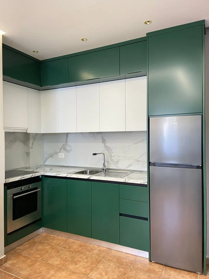 Durres, jepet me qera apartament 1+1+Ballkon Kati 3, 400 € (Plazh,Durres)