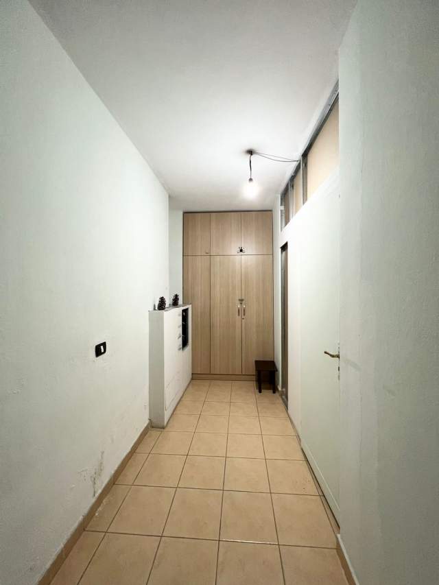 Tirane, shitet apartament Kati 2, 94 m² 70.500 Euro
