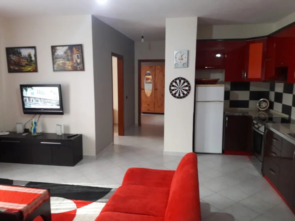 Tirane, jepet me qera apartament 2+1 Kati 4, 84 m² 400 €