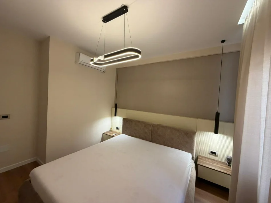 Durres, shitet apartament 1+1 Kati 8, 119.000 €