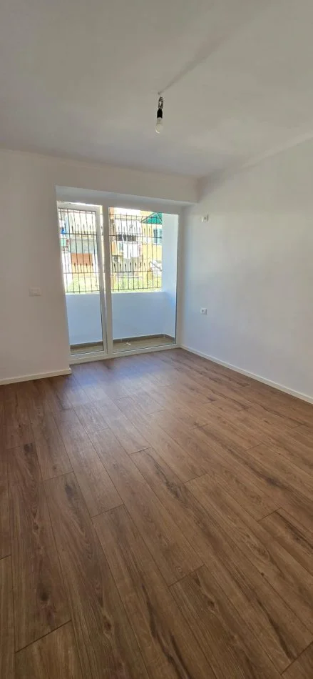 Tirane, shitet 1+1 Kati 2, 53 m² 110.000 € (Mozaiku i Tiranes.)