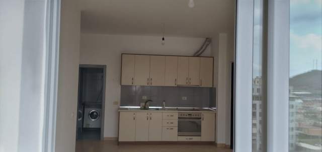 Tirane, jepet me qera apartament 2+1+BLK Kati 8, 78 m² 35.000 Leke (rruga Besim Alla)
