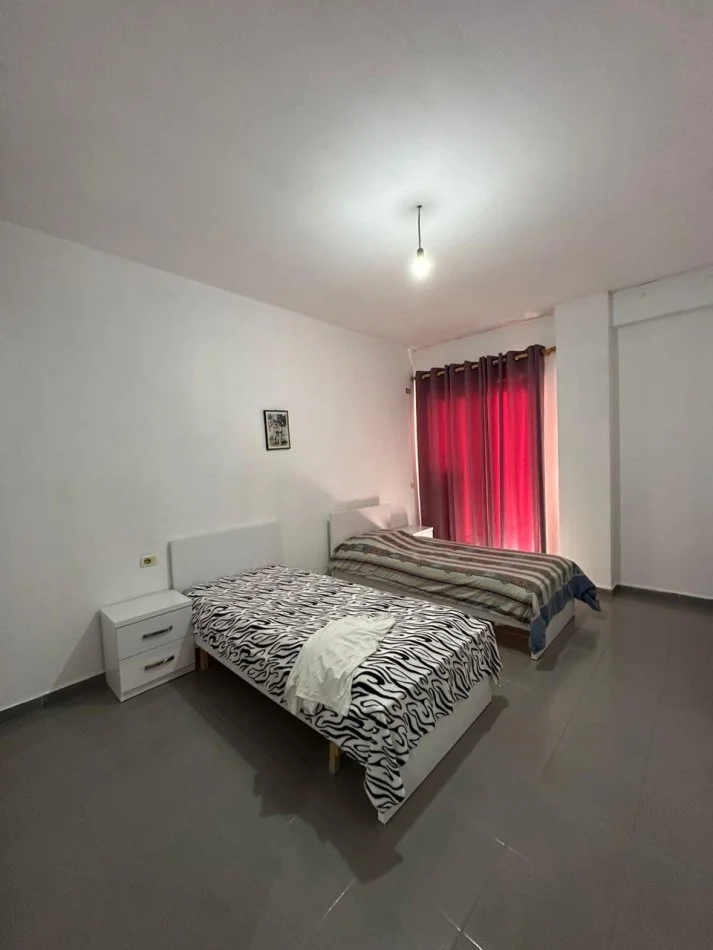 Tirane, shitet apartament 2+1 Kati 7, 130 m² 163.000 € (Yzberisht)
