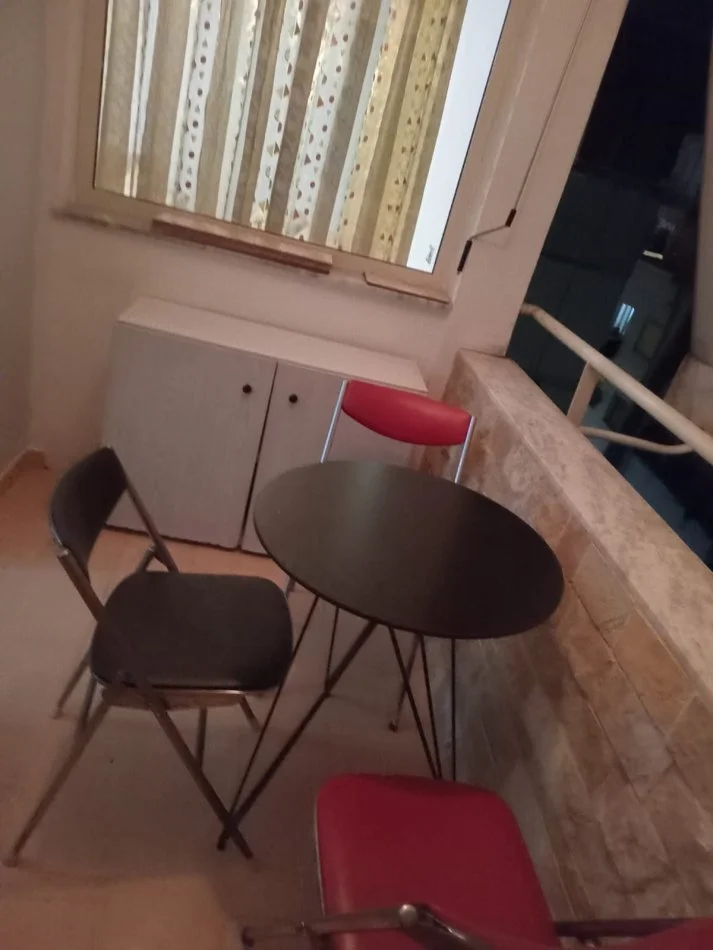 QERA APARTAMENT 1+1,RESTORANT FRESKU ,400EUR