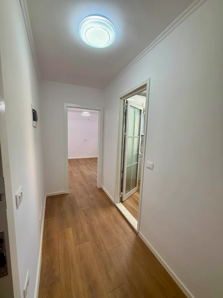 Tirane, shitet apartament 1+1+Aneks+Ballkon Kati 4, 53 m² 118.000 € (Xhamlliku te Shkolla Hasan Prishtina)