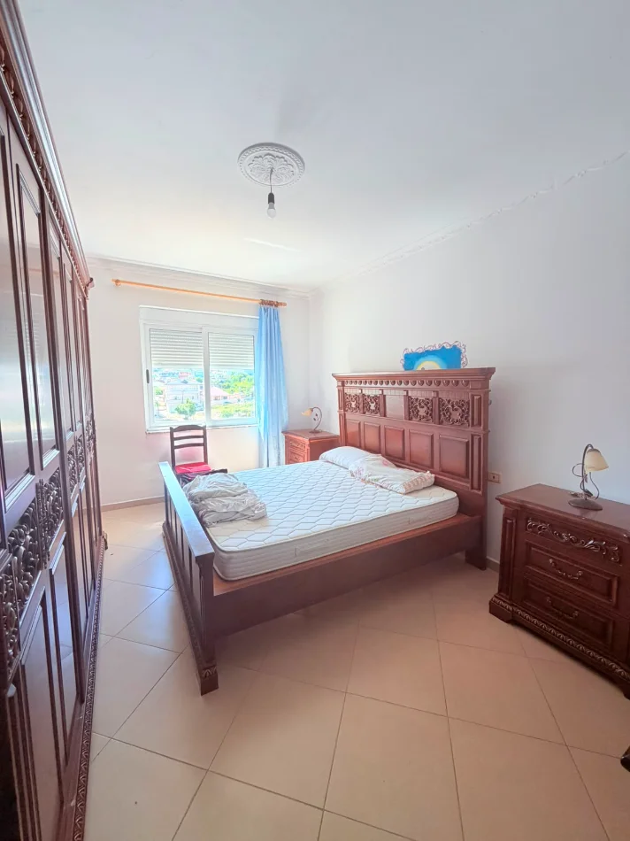 Durres, jepet me qera apartament 2+1 Kati 3, 120 m² 399 €