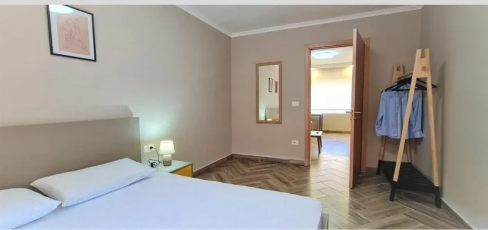 Tirane, shitet apartament 1+1 , 52 m² (21 dhjetori)