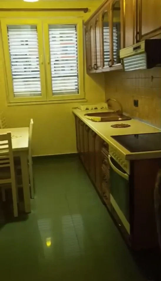 Tirane, jepet me qera apartament 2+1 Kati 5, 80 m² 600 € 