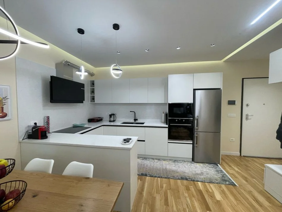 Tirane, shitet apartament 2+1 Kati 1, 90 m² 285.000 € 