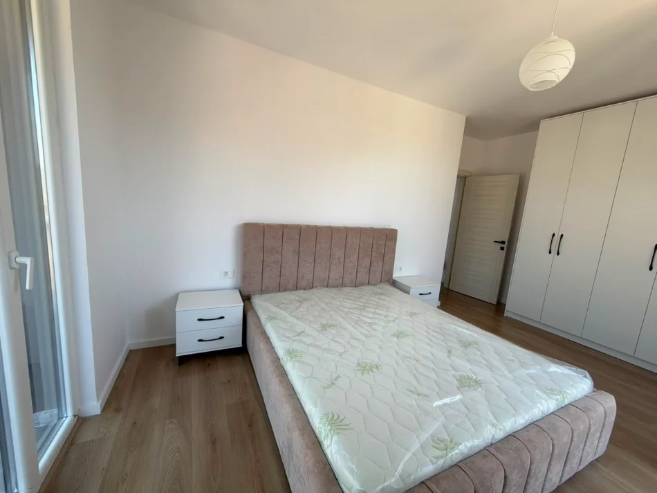Shqiperi, jepet me qera apartament 2+1+Ballkon Kati 3, 89 m² 600 € (Rruga Lidhja e Prizrenit)