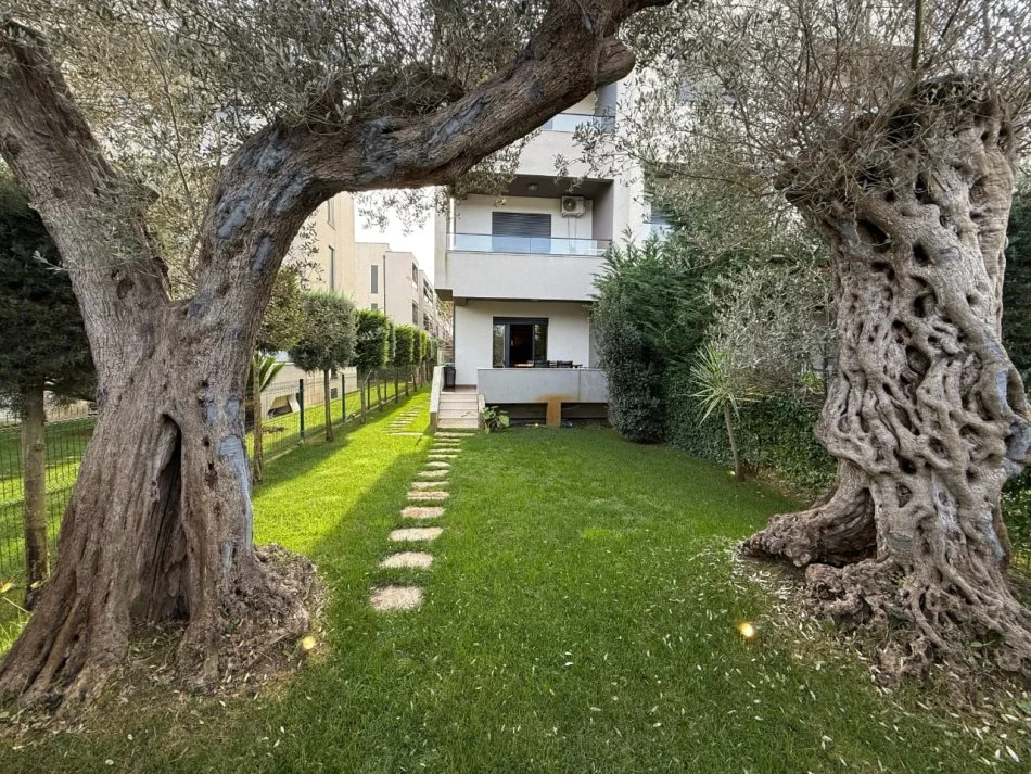 Gjiri Lalezit | Hamallaj, shitet apartament 1+1 , 71 m² 370.000 € (vala mar rezidence)