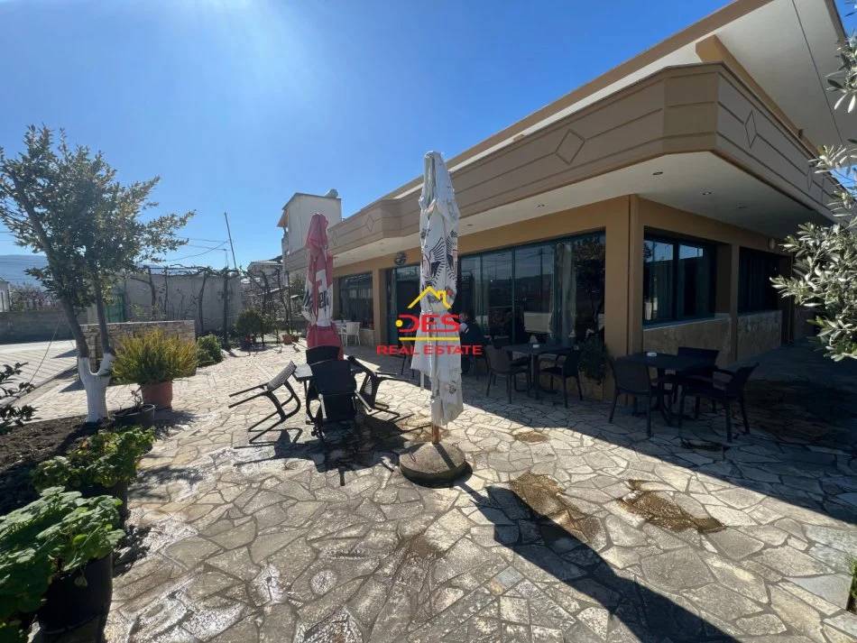 Vlore, jepet me qera ambjent biznesi Kati 0, 200 m² 500 € (Rruga Sokrat Leka)