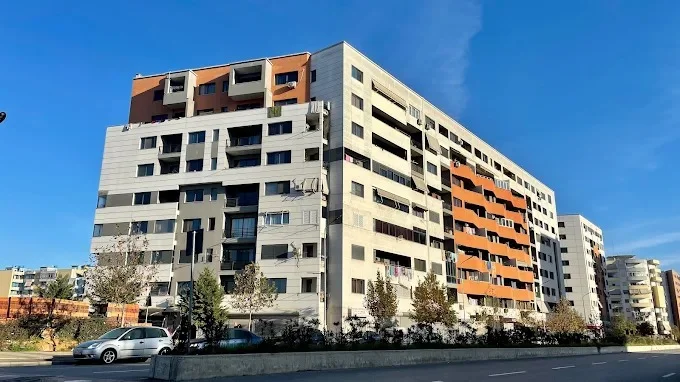 Tirane, shitet apartament 1+1+Ballkon Kati 5, 66 m² 96.000 Lek (Kompleksi Molla)