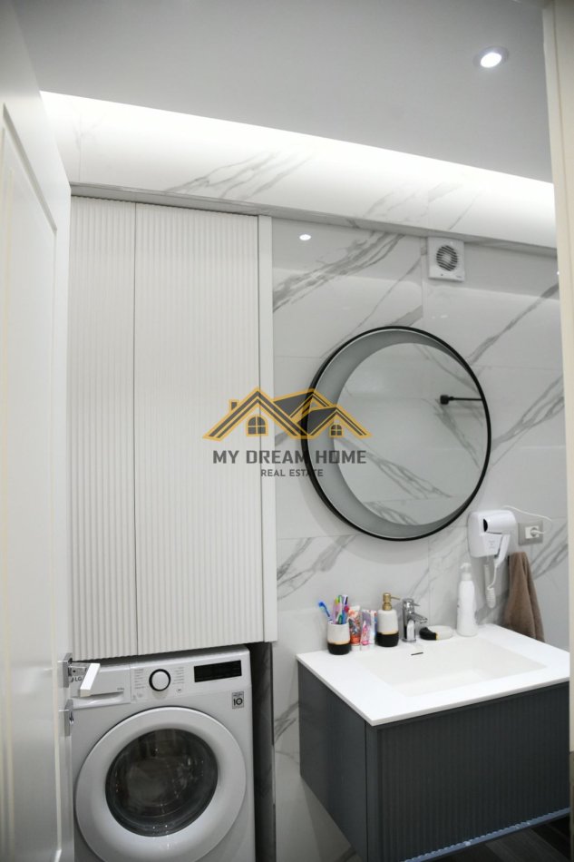 Durres, shitet shtepi 2+1 , 500 m² 300.000 € (Ish këneta)