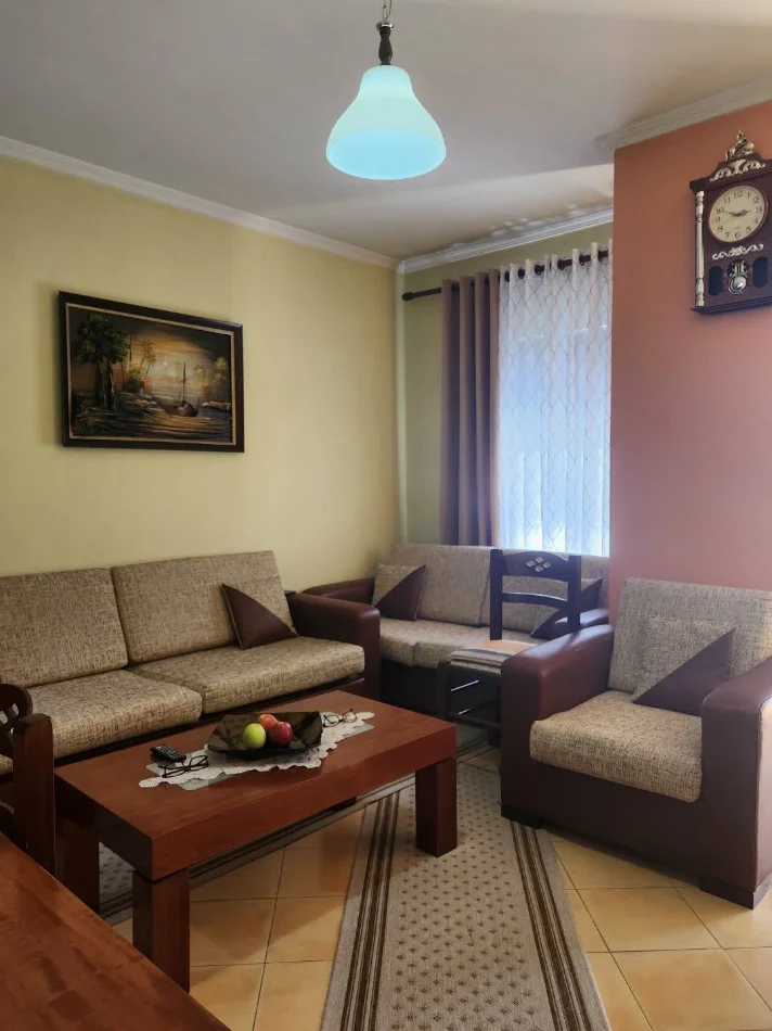 Tirane, jepet me qera apartament 1+1 Kati 4, 61 m² 45.000 € 