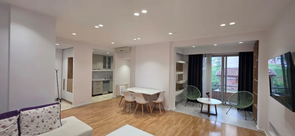 Tirane, jepet me qera apartament 1+1 Kati 2, 80 m² 550 € (Kodra e Diellit)