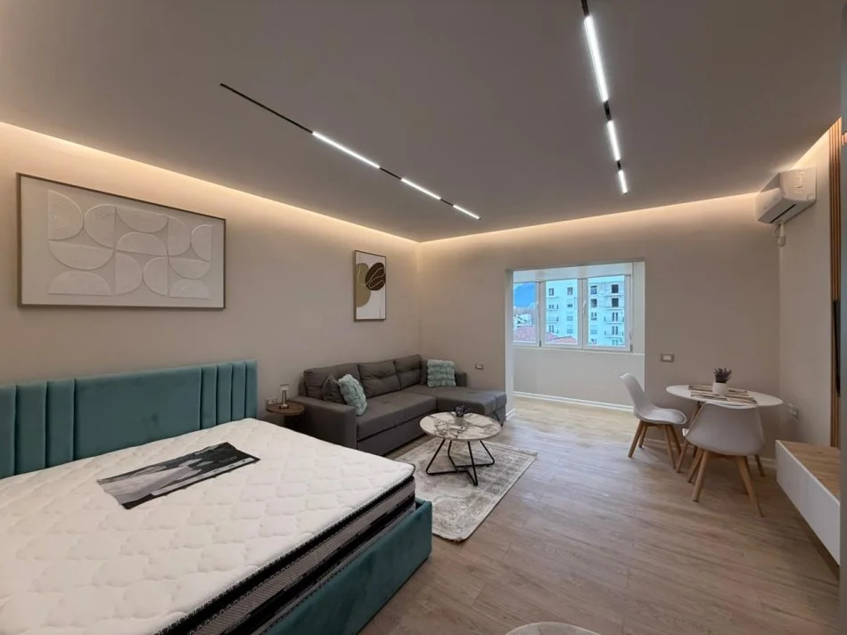 Tirane, shes garsonier 1+1 Kati 4, 33 m² 113.000 € (Rruga e Barrikadave)