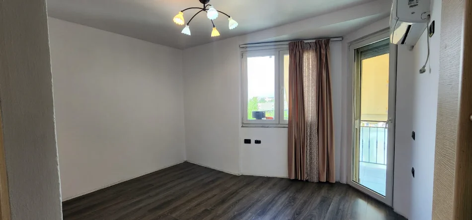 Tirane, shitet apartament 2+1 Kati 6, 90 m² 189.000 € (Fusha Aviacionit)