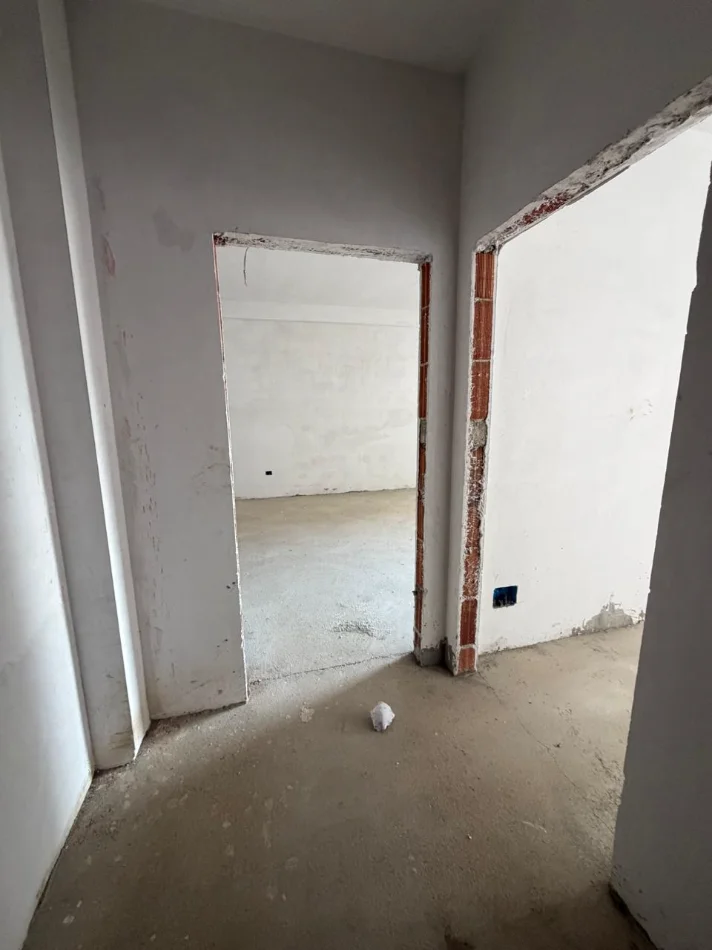 Tirane, shitet apartament 2+1+Ballkon Kati 3, 106 m² 122.176 € (SAPCE CITY)