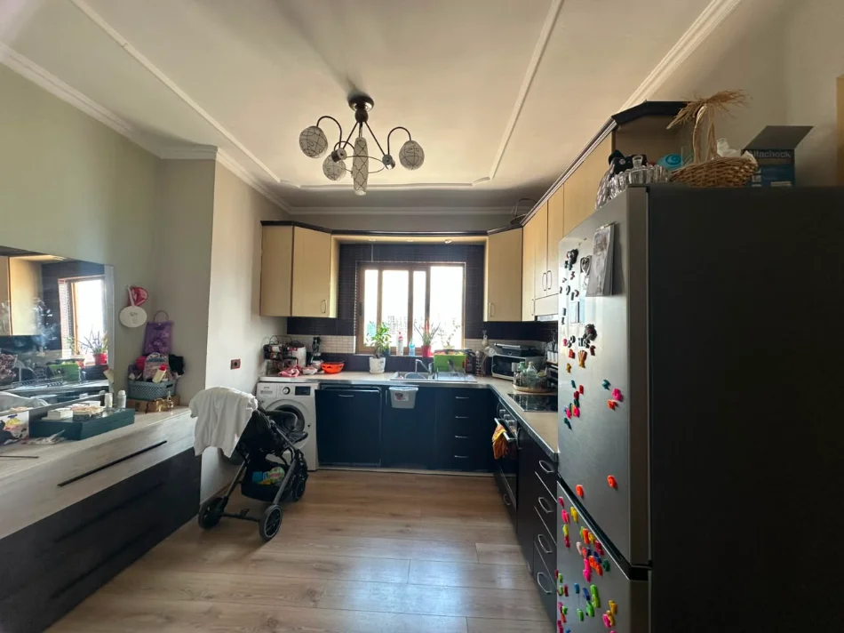 Tirane, shitet apartament 1+1+Ballkon Kati 10, 68 m² 126.000 € (Don Bosko)