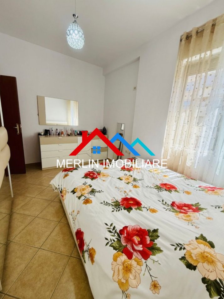 Tirane, jepet me qera apartament 1+1+Ballkon Kati 5, 62 m² 450 € (TEODOR KEKO,ASTIR)