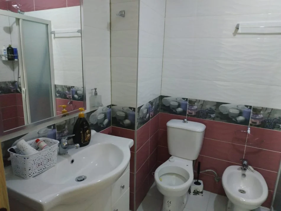 Tirane, shitet apartament 1+1 Kati 4, 71 m² 92.000 € 