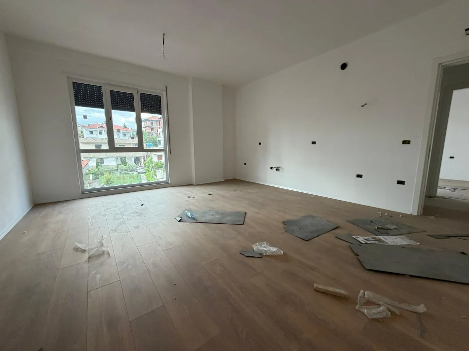 Tirane, shitet apartament 1+1 Kati 3, 68 m² 85.000 € (Me Hipotekë)