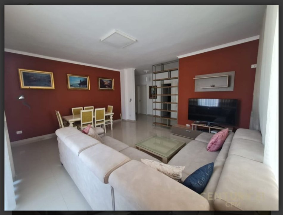 Tirane, jepet me qera 3+1+Aneks+Ballkon Kati 3, 140 m² 700 € 