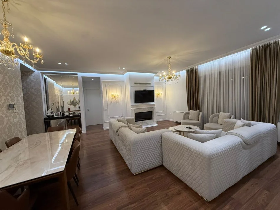 Tirane, shitet apartament 3+1+Ballkon , 202 m² 750.000 € 