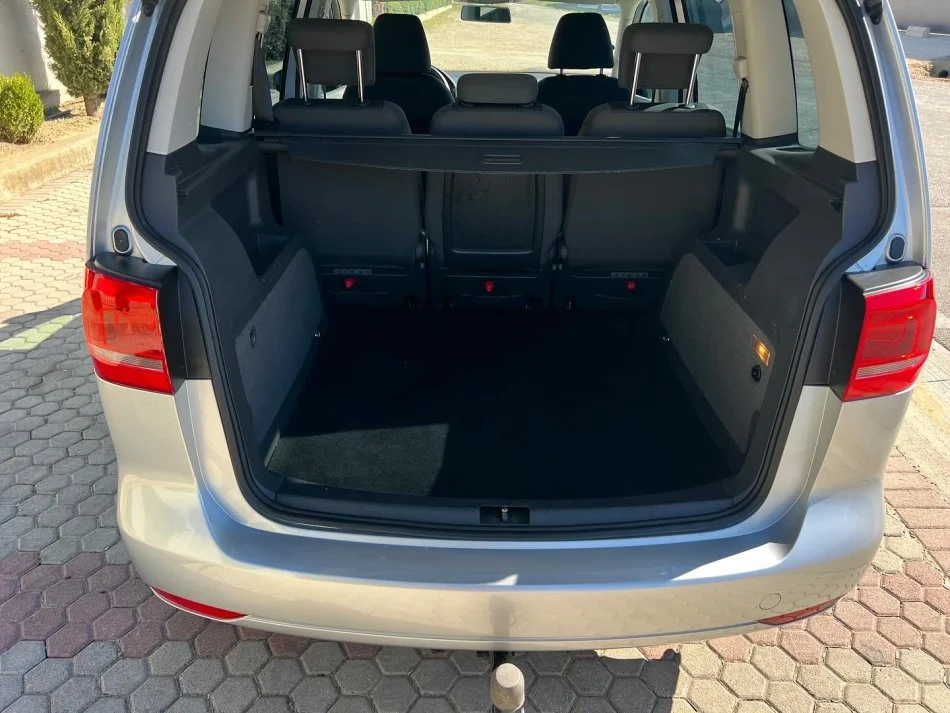 Volkswagen TOURAN 1.6 NAFTE 👉 2011 👈 kambio MANUALE - 5 VENDE