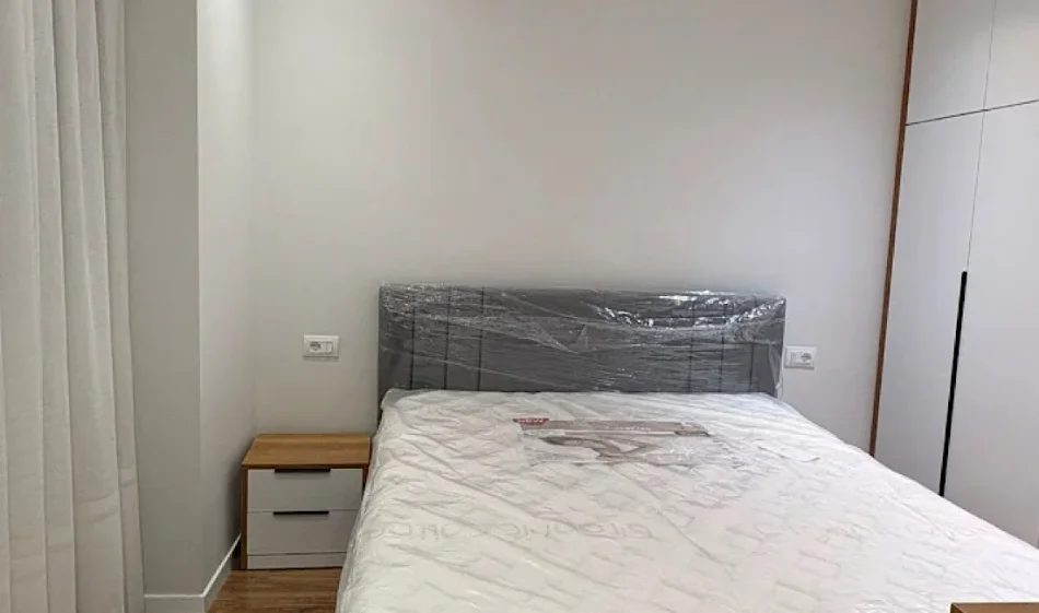 Tirane, jepet me qera apartament 2+1 , 62 m² 570 € 