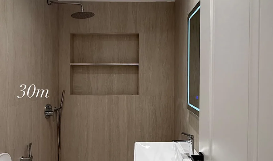 Tirane, shitet garsonier 1+1 Kati 4, 30 m² 115.000 € 