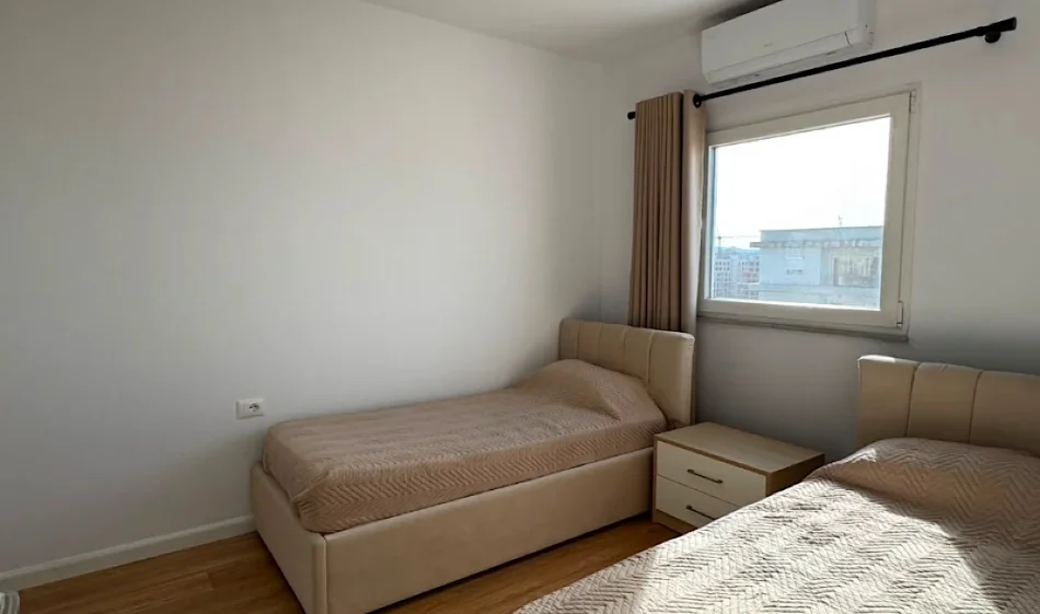 Tirane, jepet me qera apartament 2+1 Kati 11, 126 m² 850 € 