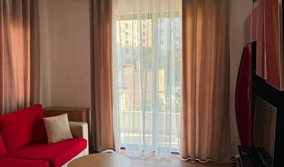 Tirane, jepet me qera apartament 1+1 Kati 4, 66 m² 550 € 
