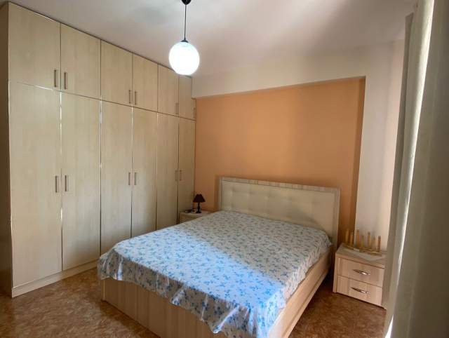 Tirane, jepet me qera apartament 2+1+BLK Kati 4, 100 m² 600 Euro (selite)