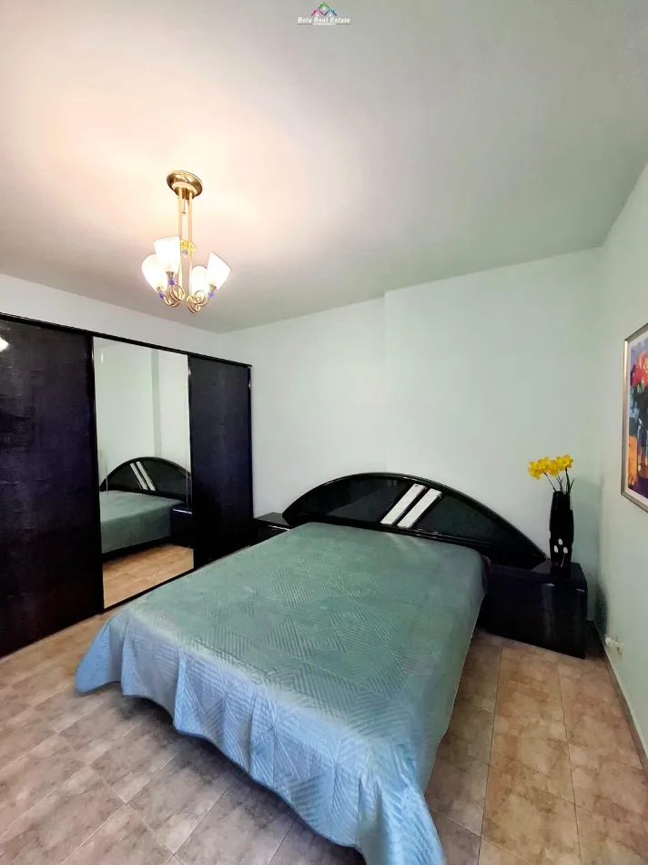 Tirane, jepet me qera apartament 1+1 Kati 3, 65 m² 520 € (komuna e parisit)