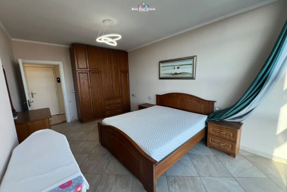 Tirane, jepet me qera apartament 1+1 Kati 4, 70 m² 530 € (Rruga Dritan Hoxha)