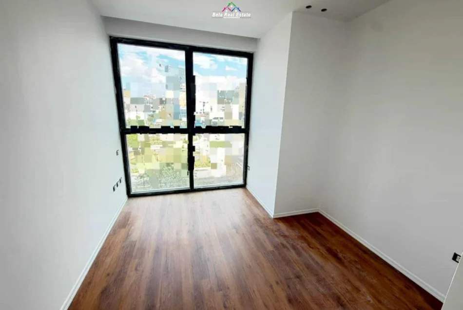 Tirane, jepet me qera zyre Kati 3, 155 m² 5.000 € (rruga elbasanit)